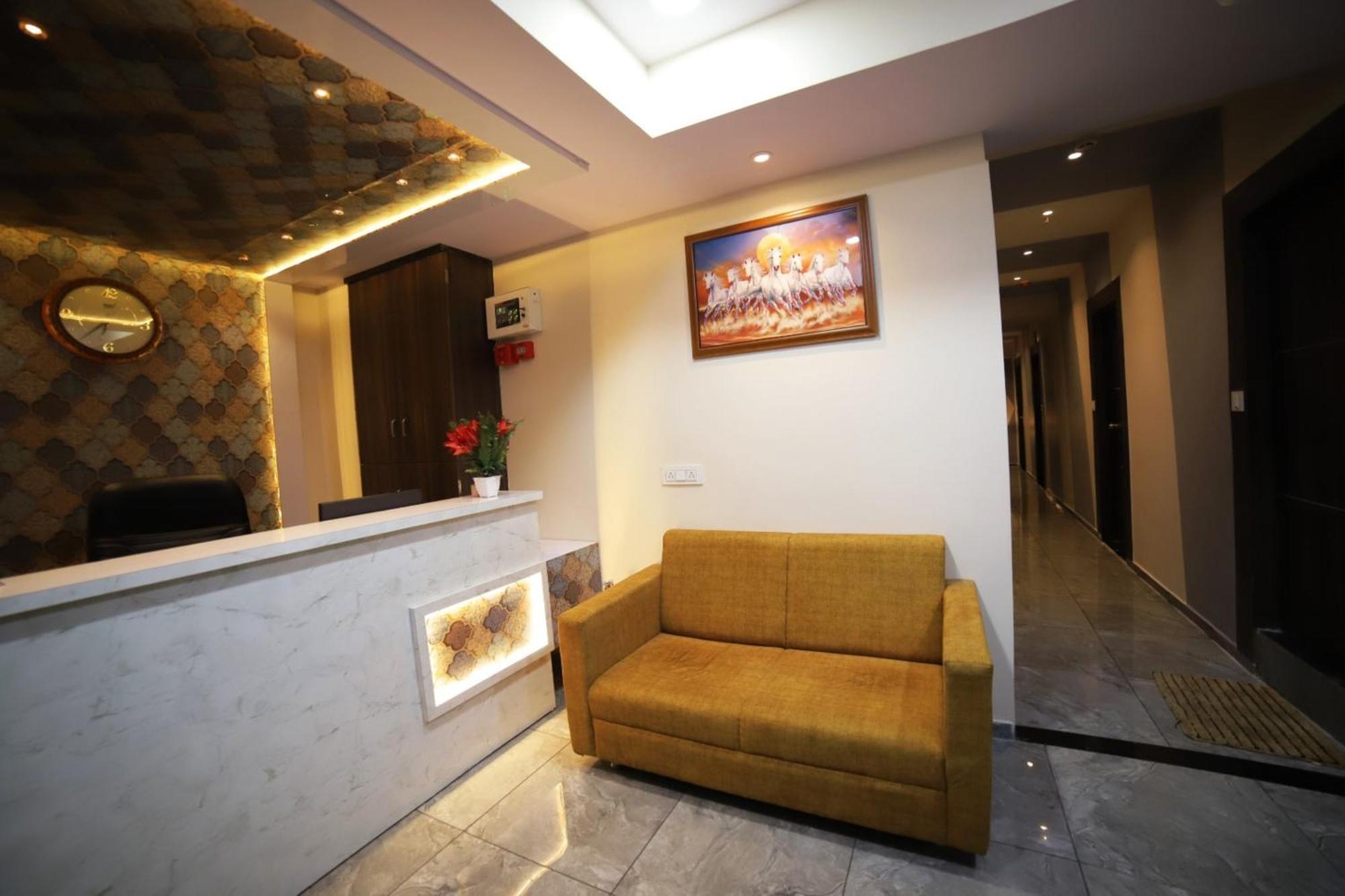 Hotel Surya Villa Ahmedabad Extérieur photo
