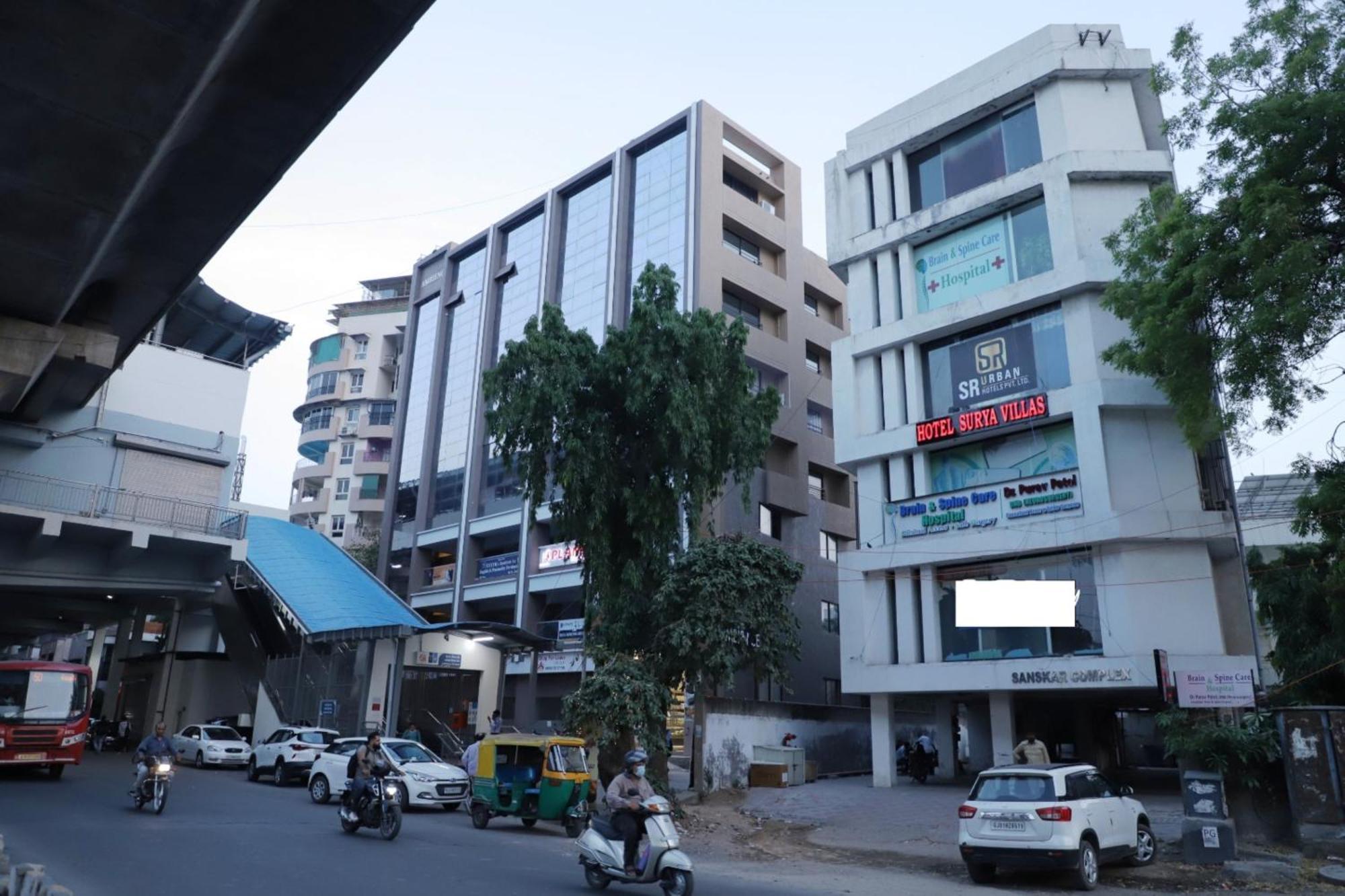 Hotel Surya Villa Ahmedabad Extérieur photo